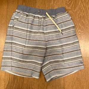 Quicksilver Shorts Size Small